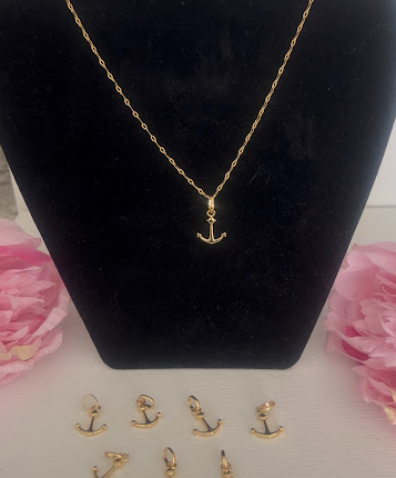 Gold plated anchor pendant