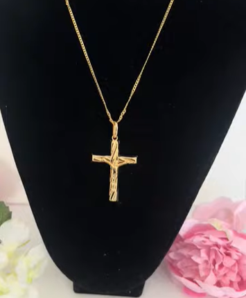 Romania gold cross pendant