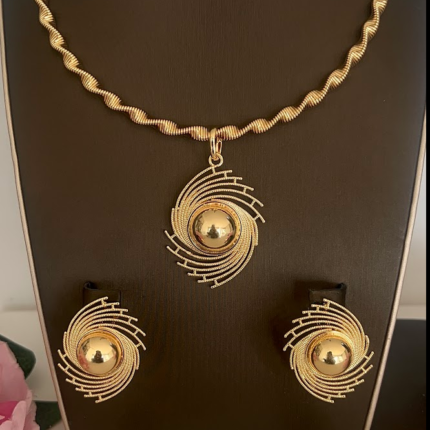 Earrings & Pendant Set