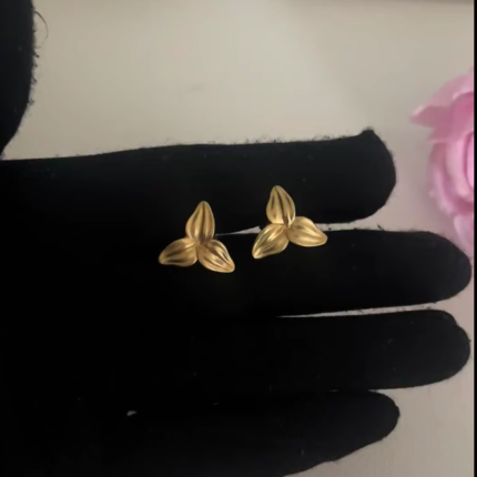 Romania gold stud earrings