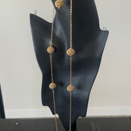 Romania gold dropping earrings & dress chain set