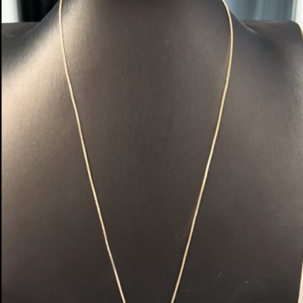 English gold plated simple chain with zircon stones